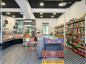 Retail in Sabadell, Barcelona to rent Interior Photo- Image 2 of 40