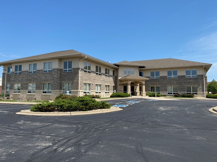 2923 Marketplace Dr, Madison, WI for rent - Building Photo - Image 1 of 5