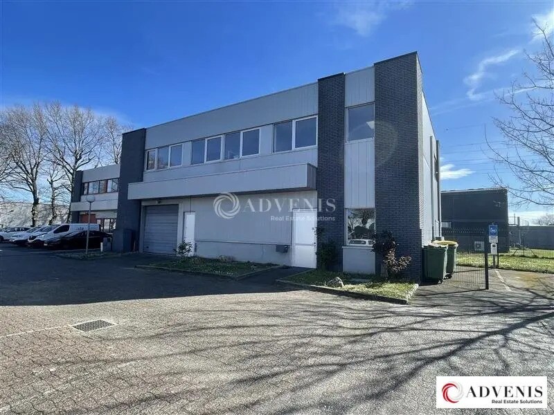 Light Industrial in Mérignac to rent Building Photo- Image 1 of 9