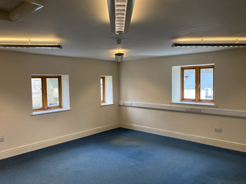 Witan Way, Witney for rent - Interior Photo - Image 2 of 2