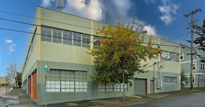 1875 SE Belmont St, Portland, OR for rent Building Photo- Image 1 of 7