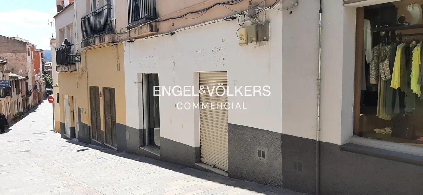 Sant Cugat del Vallès, BAR 08172 -  -  - Interior Photo - Image 1 of 5