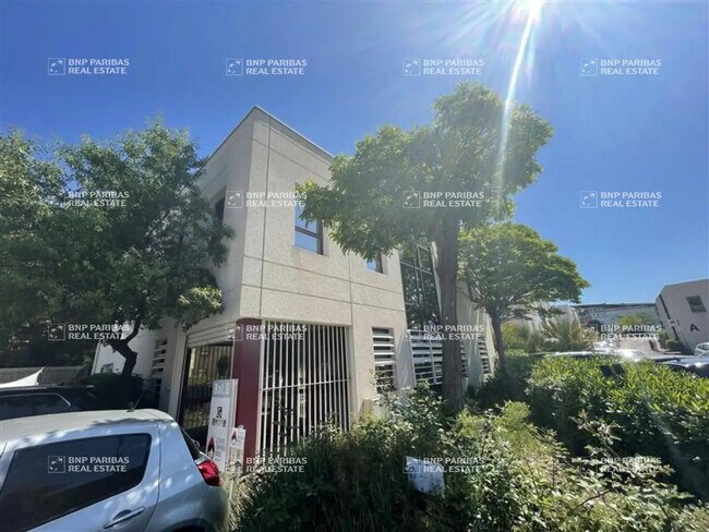 Location Bureaux 160 m²