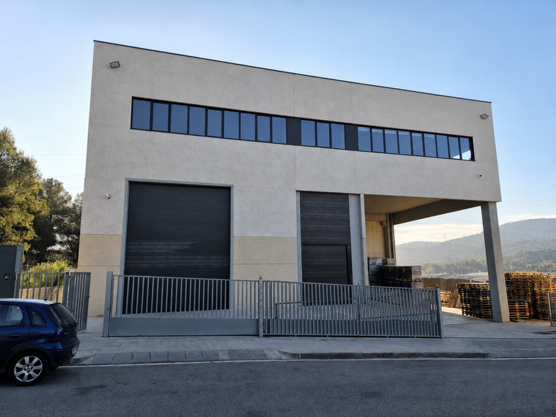 Industrial in Rubí, Barcelona for sale - Building Photo - Image 1 of 23
