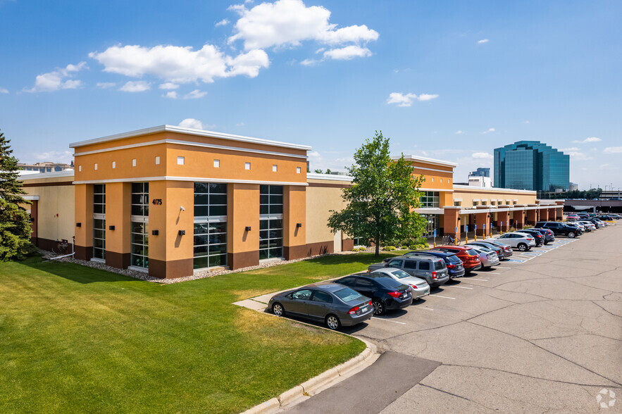 4175 W 76th St, Edina, MN for sale - Primary Photo - Image 1 of 1