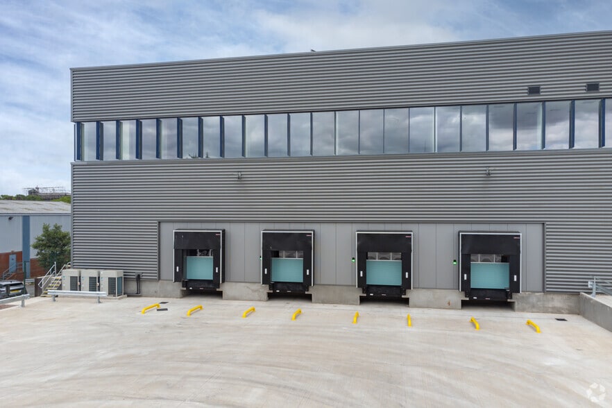 Crystal Dr, Smethwick for sale - Building Photo - Image 1 of 1