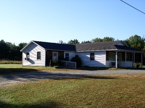 18 Pine Cir, Burgess, VA for sale Primary Photo- Image 1 of 2