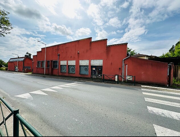 Light Industrial in Limas for sale Building Photo- Image 1 of 12