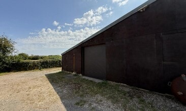 Stratford Rd, Nash to rent Building Photo- Image 1 of 6