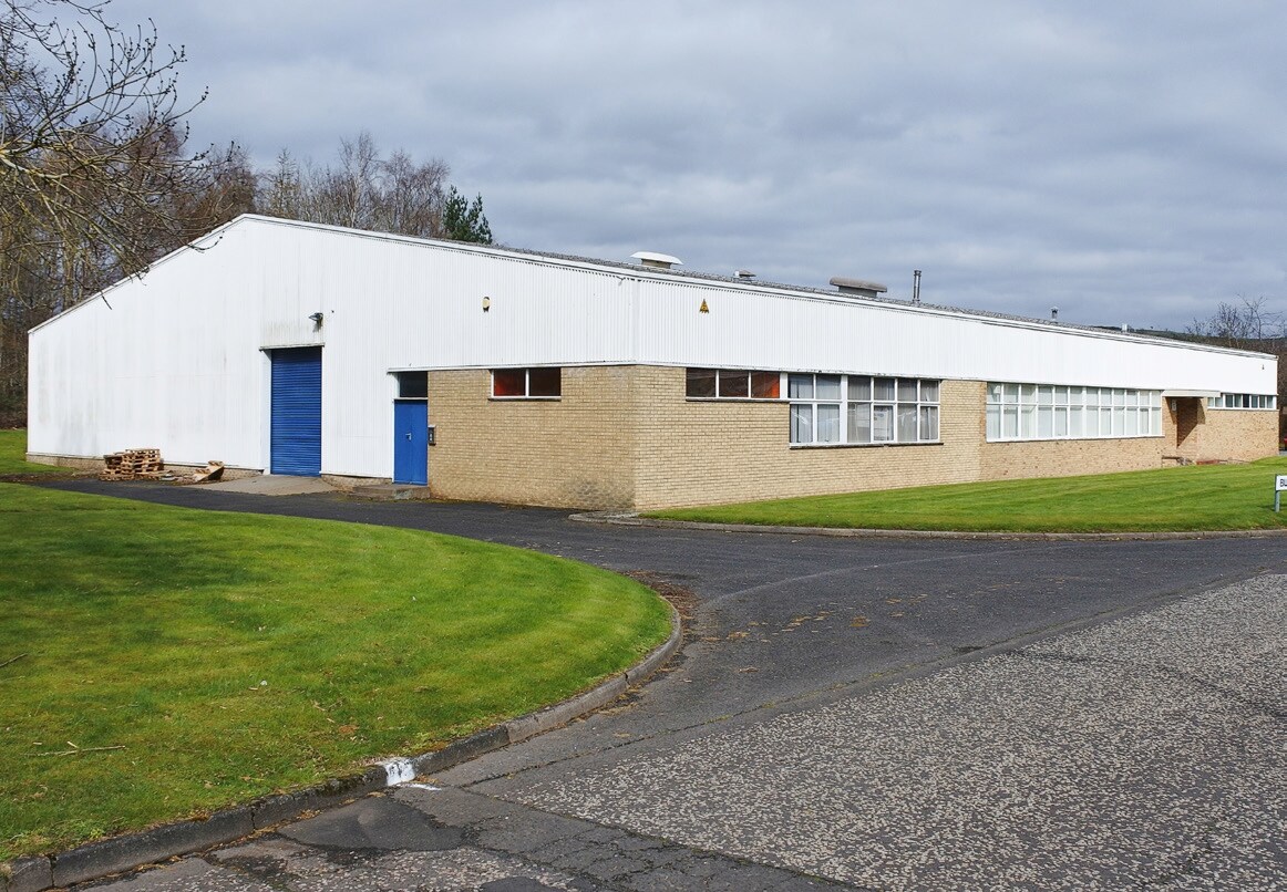 Tweedbank Dr, Galashiels to rent Primary Photo- Image 1 of 5