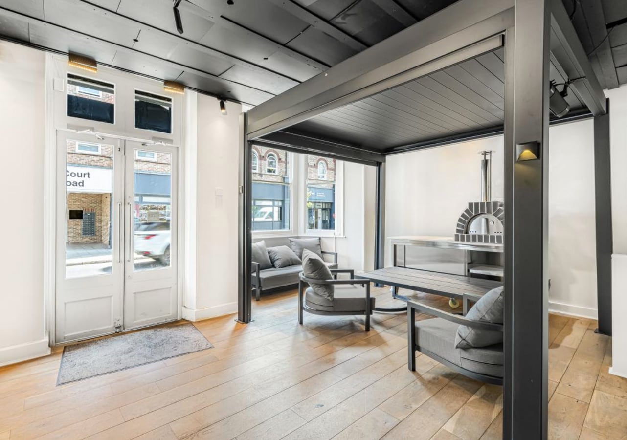 59-59C Park Rd, London, LND N8 8DP - Unit 59 - - Interior Photo - Image 1 of 7