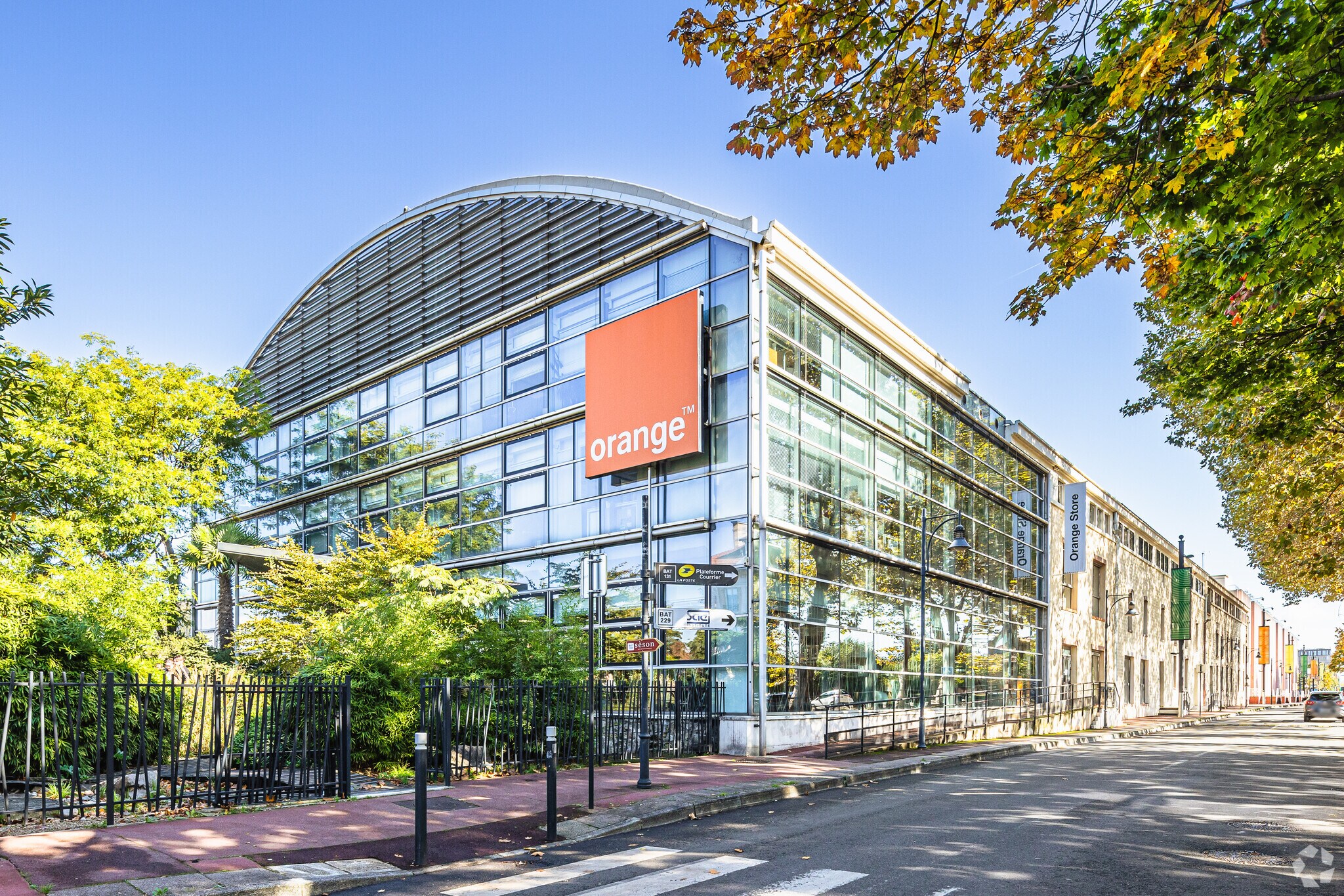 8 Avenue Des Arrimeurs, Saint-Denis to rent Primary Photo- Image 1 of 4