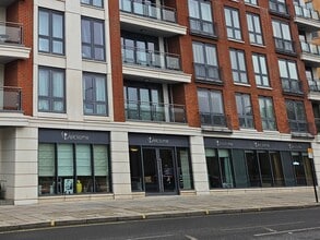 Imperial Rd, London to rent Building Photo- Image 1 of 4