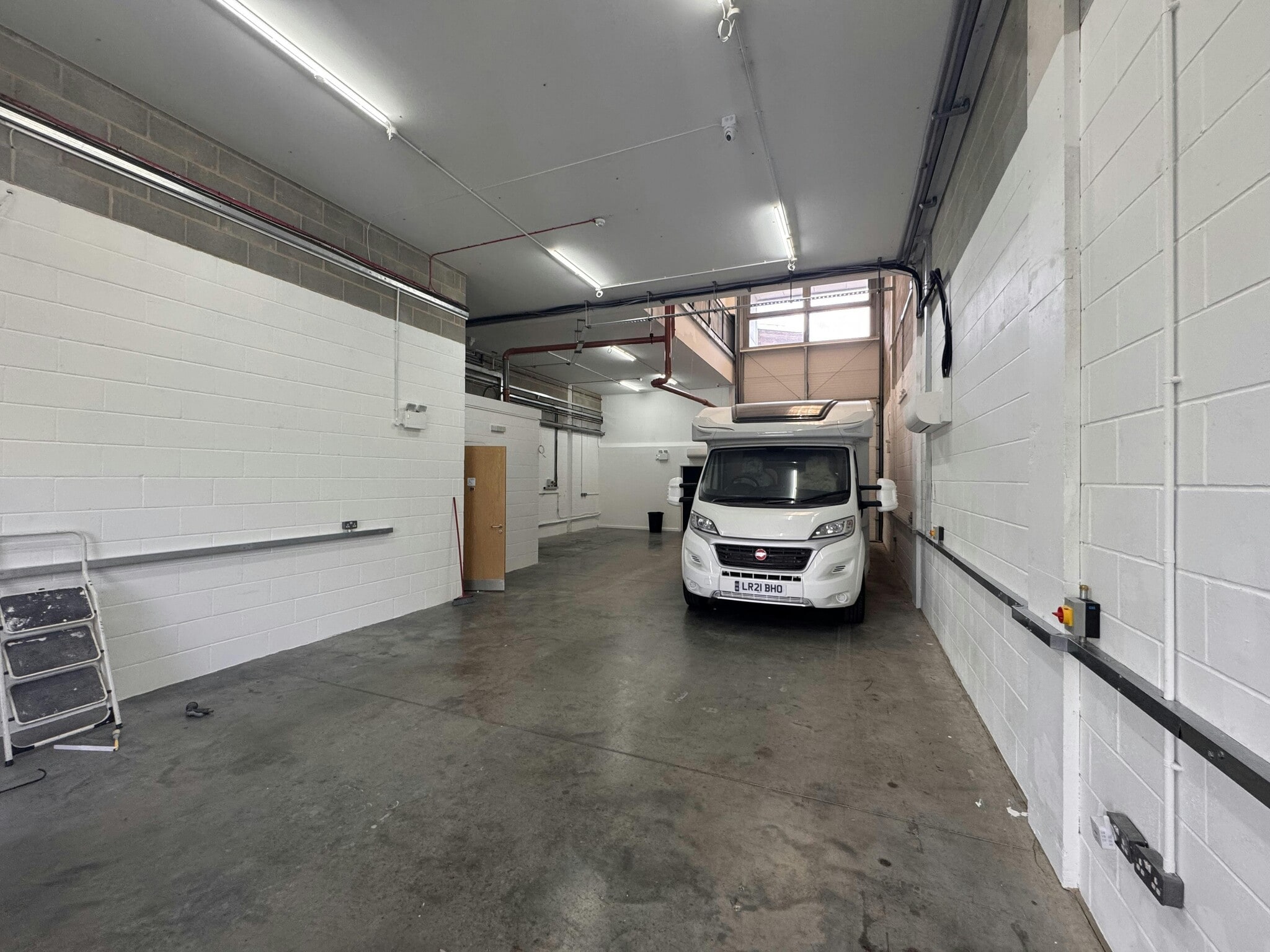 Seymour St, London to rent Building Photo- Image 1 of 8