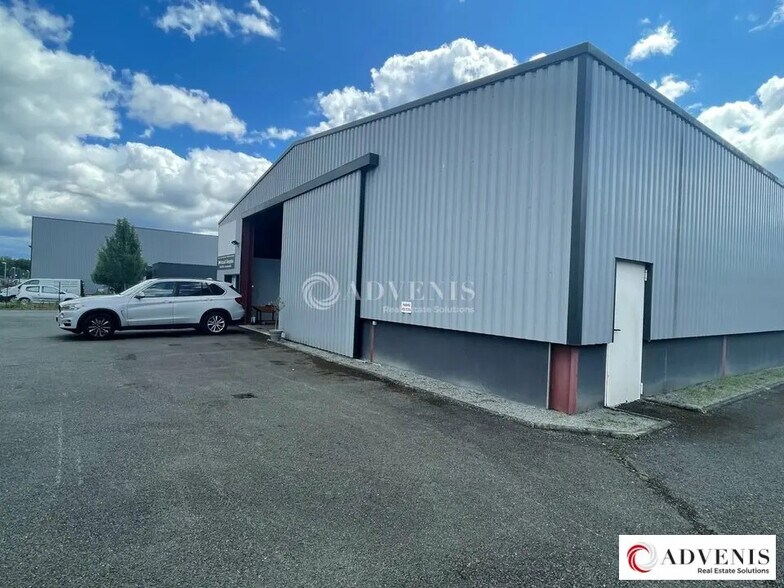 Light Industrial in Cestas to rent - Building Photo - Image 2 of 4