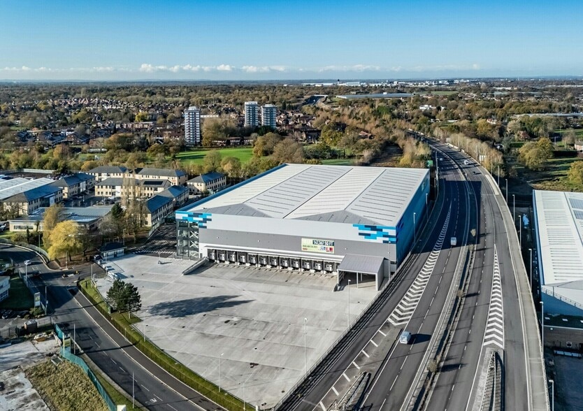Stanley Green Business Park, Cheadle to rent - Building Photo - Image 3 of 9