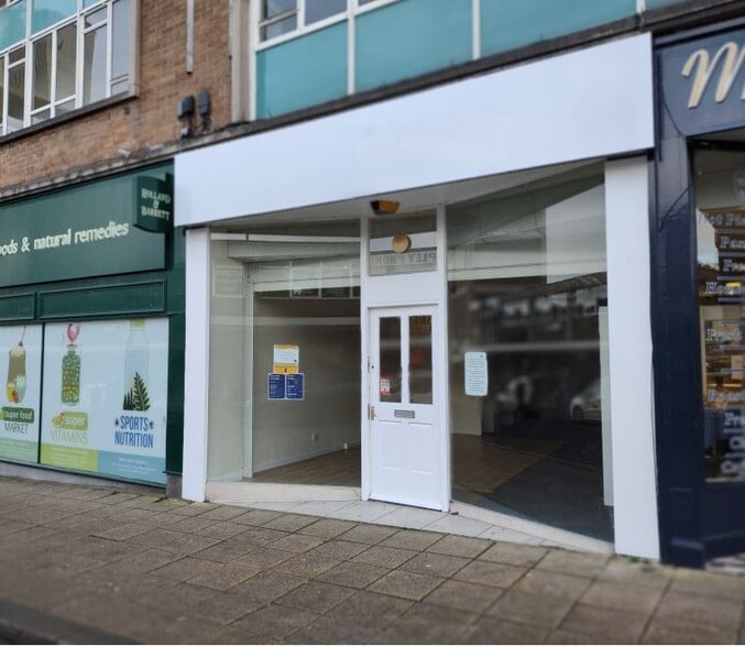 16 Kirk Gate, Shipley to rent - Building Photo - Image 2 of 2