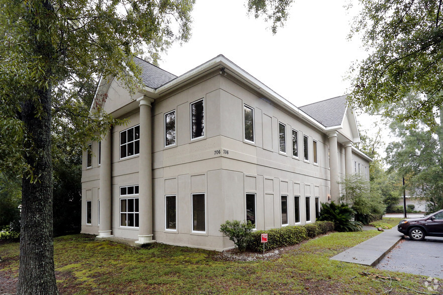 706 Orleans Rd, Charleston, SC for rent - Primary Photo - Image 1 of 7