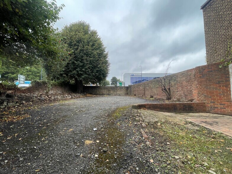 13 Ashford Rd, Maidstone for sale - Building Photo - Image 2 of 4