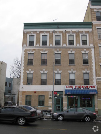 More details for 468-470 Bushwick Ave, Brooklyn, NY - Retail for Rent