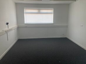 9 Ailsa Rd, Irvine to rent Interior Photo- Image 1 of 3