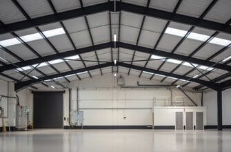 Arndale Rd, Littlehampton to rent Interior Photo- Image 2 of 4