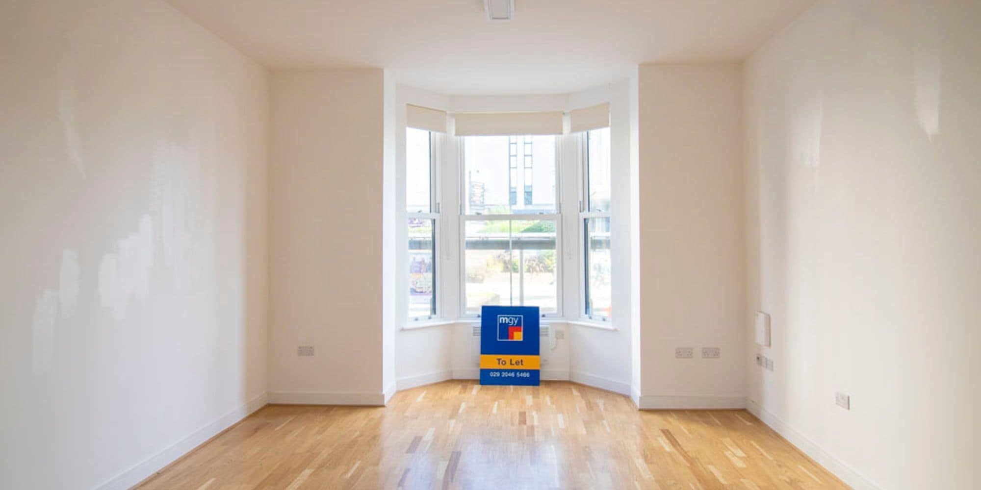 42-44 Churchill Way, Cardiff to rent Interior Photo- Image 1 of 3