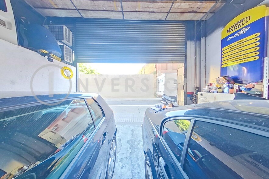 Retail in Barcelona, Barcelona to rent - Building Photo - Image 2 of 5