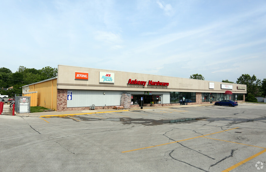 700 N Ankeny Blvd, Ankeny, IA for sale - Primary Photo - Image 1 of 1