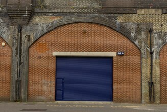 Broughton St, London to rent Building Photo- Image 1 of 4
