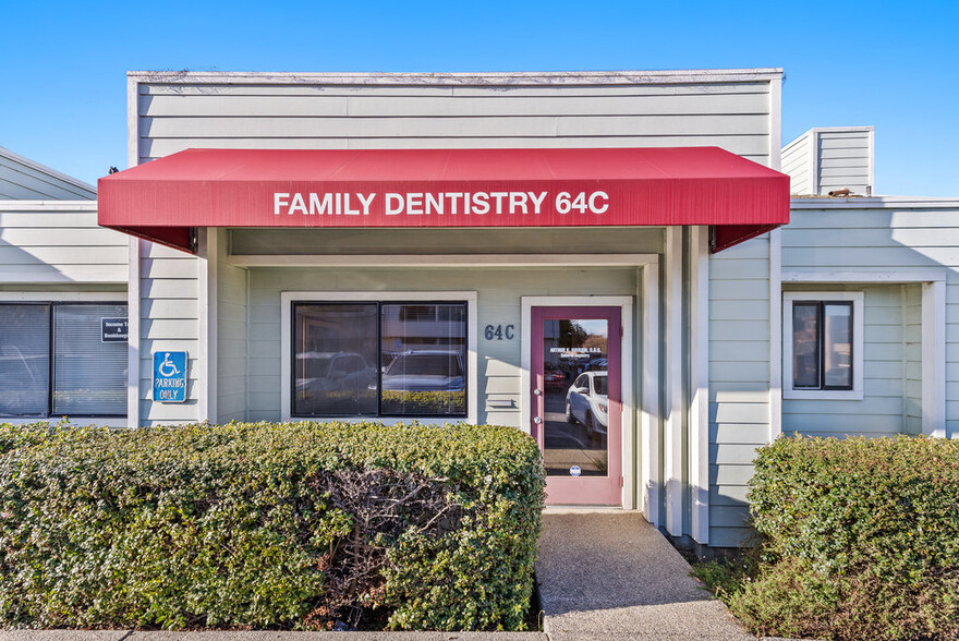 64 Penny Ln, Watsonville, CA for sale - Building Photo - Image 1 of 27