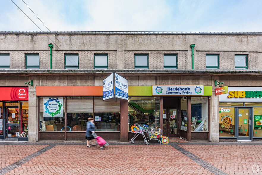 42-48 La Porte Precinct, Grangemouth for sale - Building Photo - Image 3 of 3