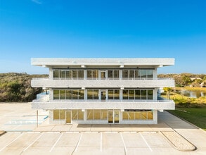 55 Inlet Harbor Rd, Ponce Inlet, FL to rent Building Photo- Image 1 of 17