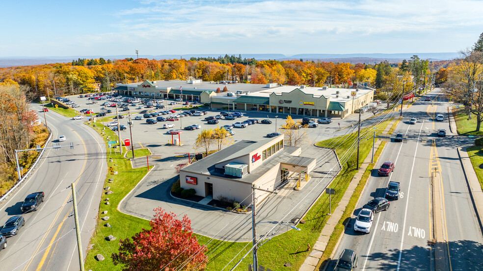 Rt 611, Mount Pocono, PA for rent - Building Photo - Image 1 of 1