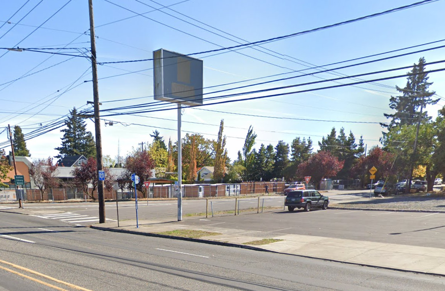 2052-2056 N Lombard St, Portland, OR for rent - Building Photo - Image 3 of 9