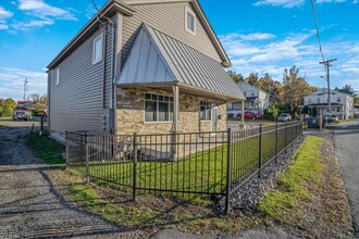 1075 Milford Dr, Bethel Park, PA for rent Building Photo- Image 1 of 51