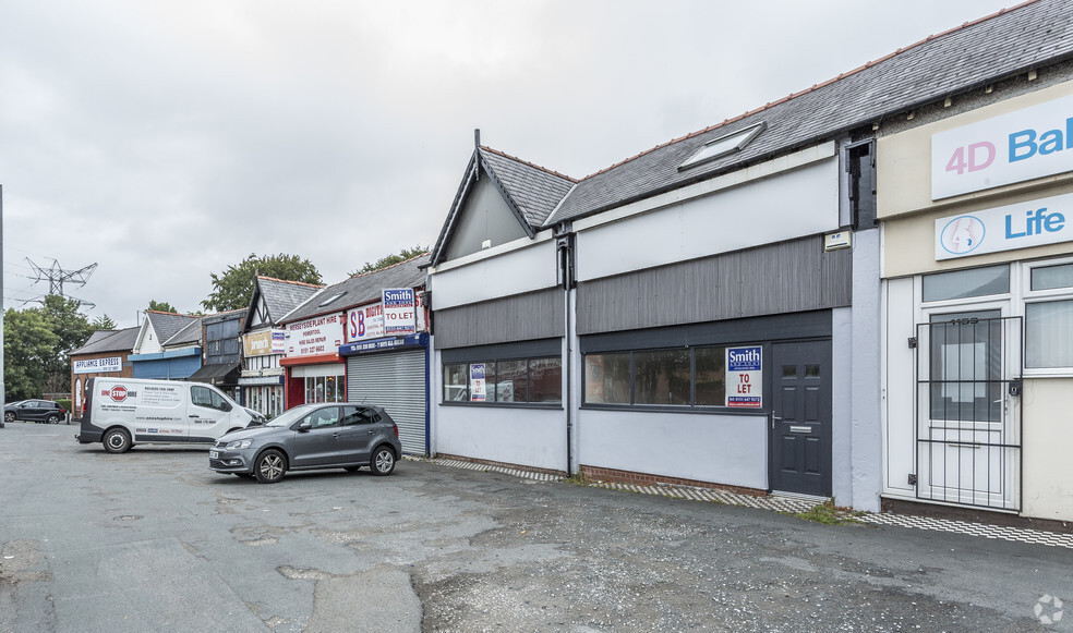 1155-1157 New Chester Rd, Wirral for rent - Building Photo - Image 2 of 3