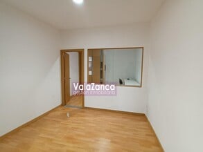 Retail in Parla, Madrid to rent Interior Photo- Image 2 of 11