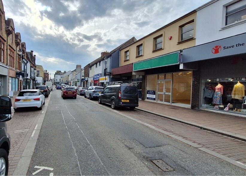 20 Middlegate, Penrith to rent - Building Photo - Image 1 of 5