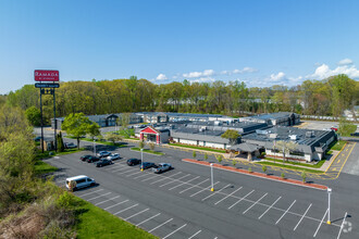 383 S Center St, Windsor Locks, CT for sale Primary Photo- Image 1 of 1