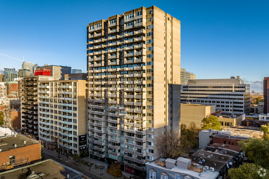 2100 Boul de Maisonneuve O, Montréal, QC for rent - Building Photo - Image 3 of 6