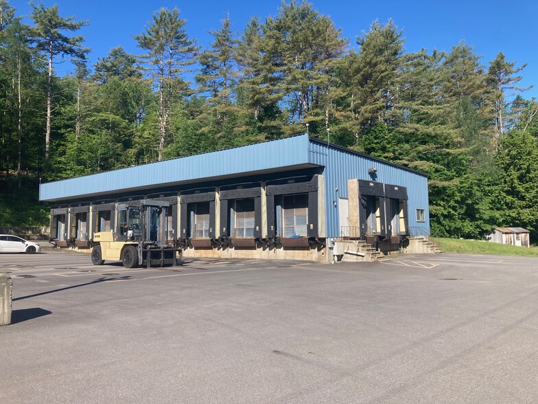 4 Old Route 10, Enfield, NH for rent - Building Photo - Image 2 of 12