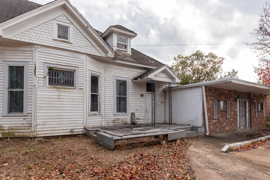 904 2nd Ave N, Columbus, MS for sale - Primary Photo - Image 1 of 1