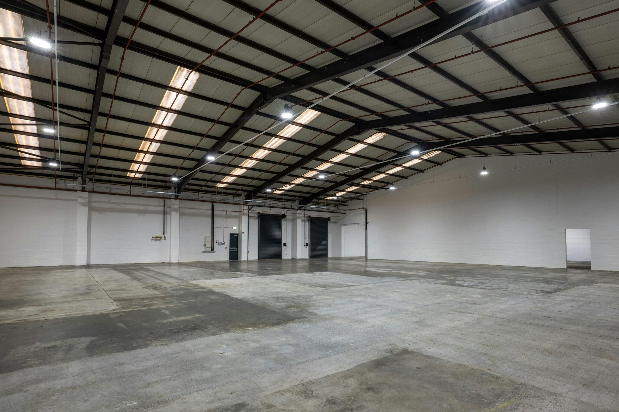 1-9 Flanshaw Ln, Wakefield to rent Interior Photo- Image 1 of 3