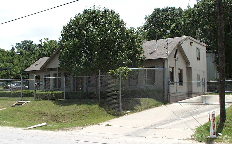 1316 W Commerce St, Dallas, TX for sale - Primary Photo - Image 1 of 1