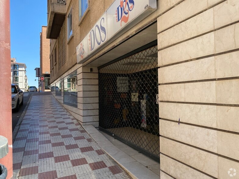 Retail in Guadalajara, Guadalajara to rent - Building Photo - Image 1 of 1
