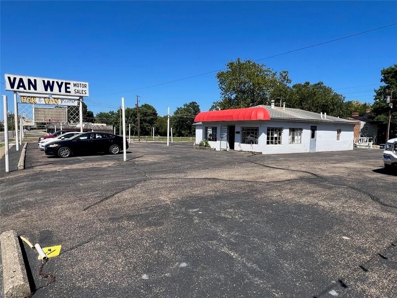 414 Putnam Ave, Zanesville, OH for sale - Primary Photo - Image 1 of 6