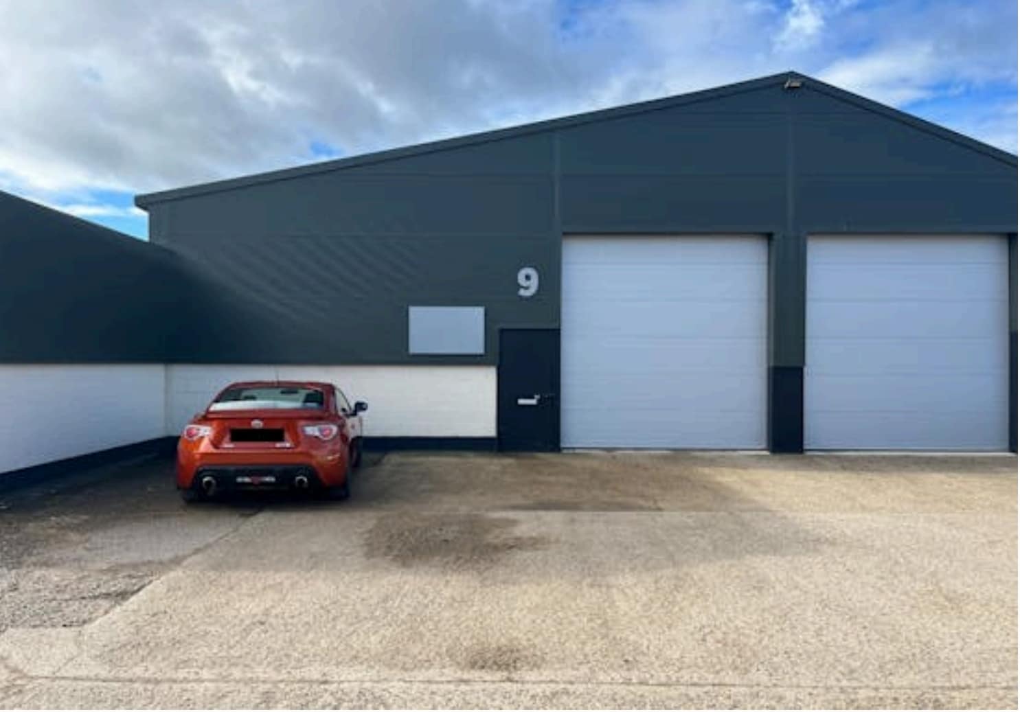 Fleet Marston Farm, Aylesbury to rent Building Photo- Image 1 of 2