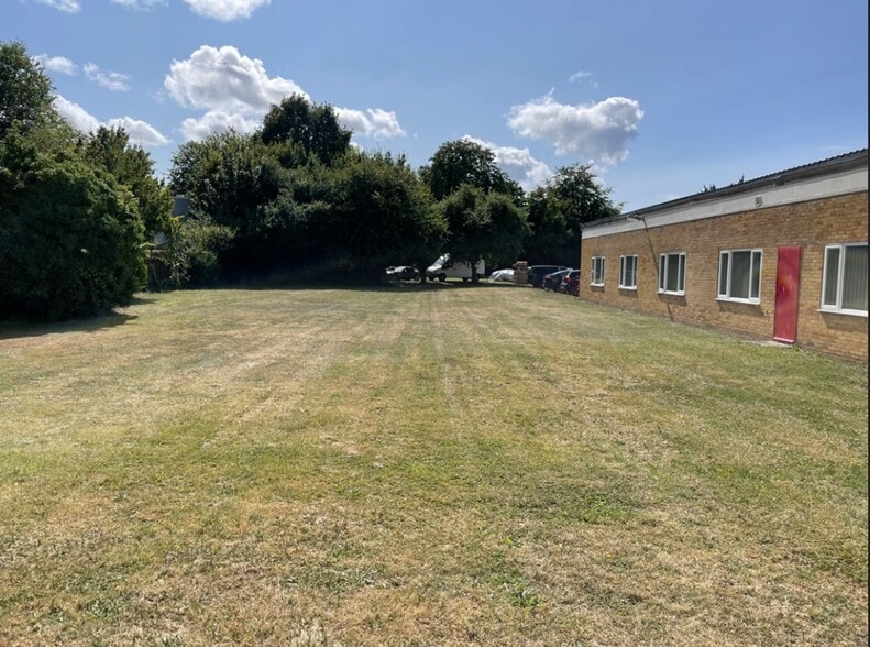 1 Headquarters Rd, Westbury to rent - Building Photo - Image 2 of 6