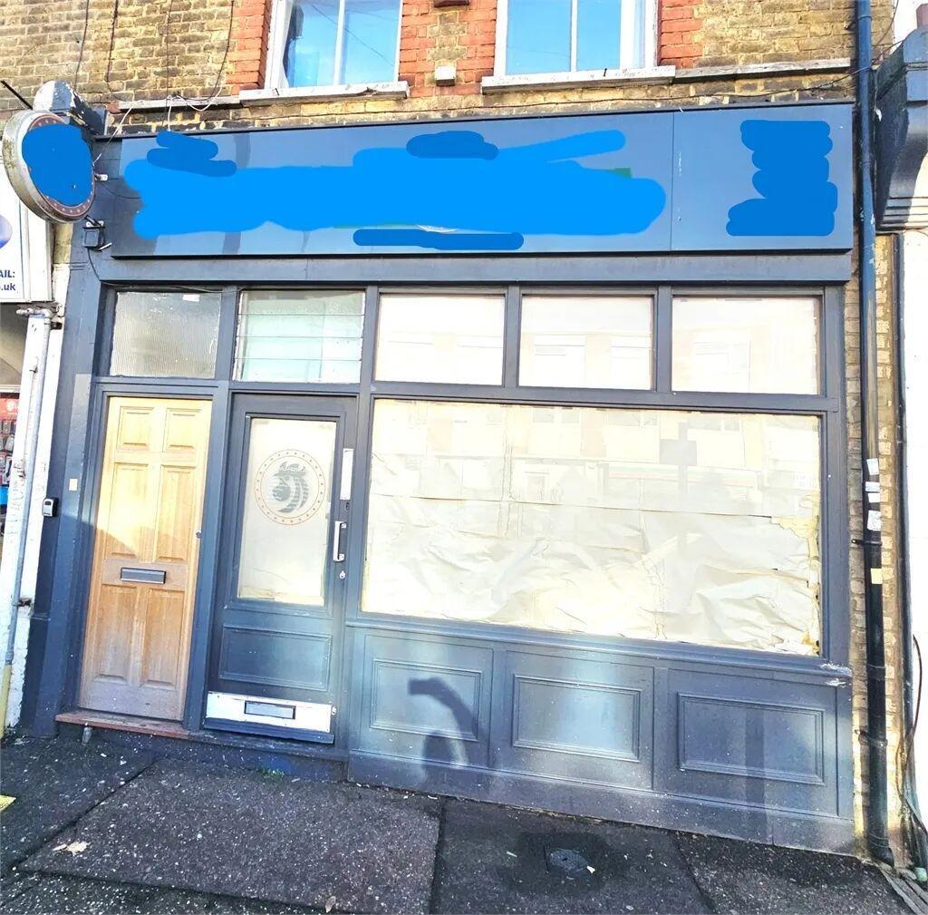 11 West St, Southend On Sea to rent Building Photo- Image 1 of 2